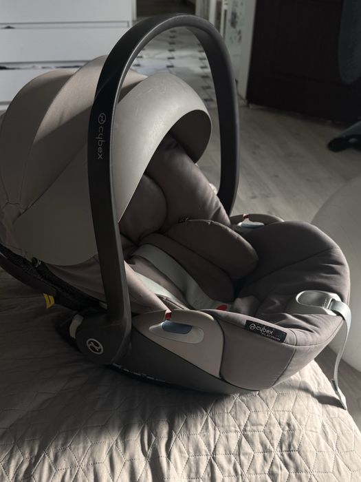Автолюлька ( автокрісло) cybex cloud Z i-size