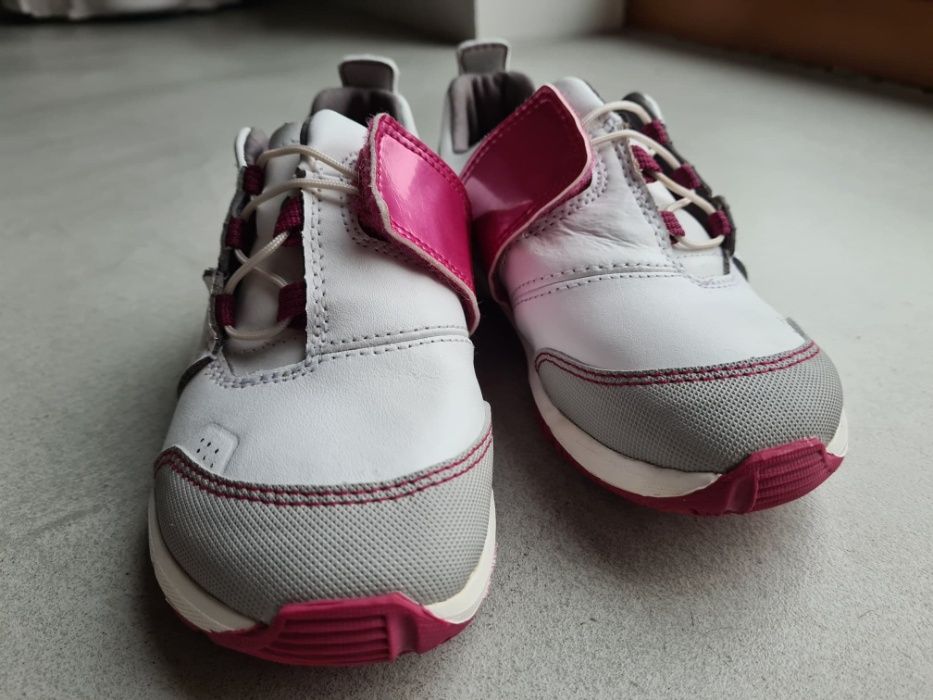 Buty sportowe skórzane Newfeel roz.31