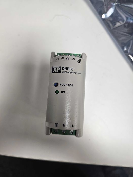 Fonte de alimentação XP Power DNR30