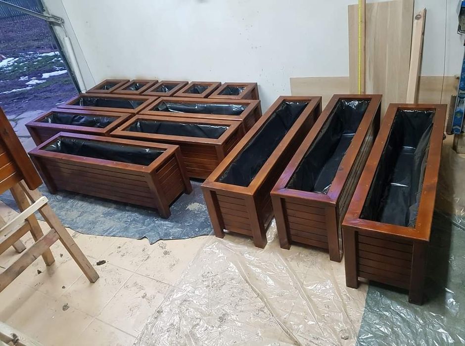 Donice drewniane itp.