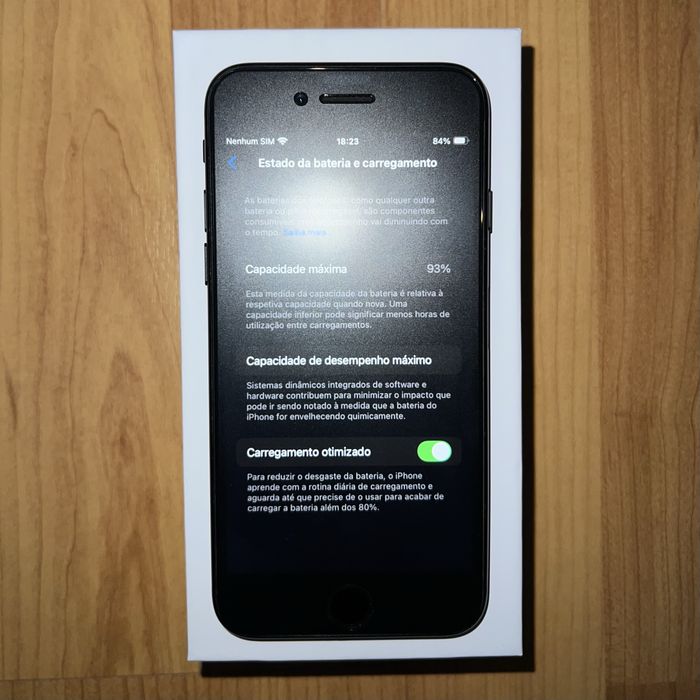 Apple iPhone SE Preto 256GB (2.ª geração)