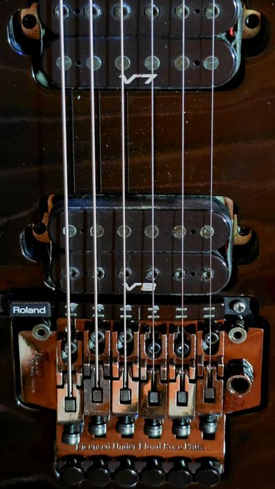 Ibanez RG420EX modelo GK roland invulgar