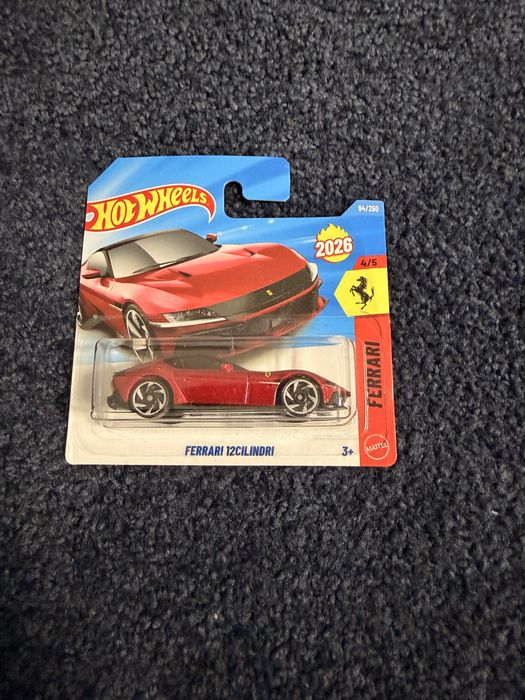 Hot wheels ferrari 12cilindri czerwone