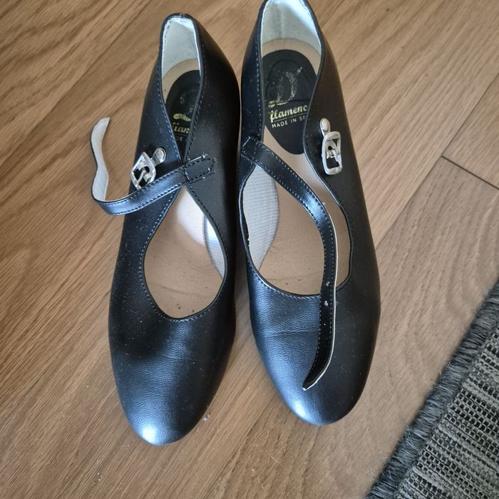 Sapatos de Flamenco tam. 36 novos