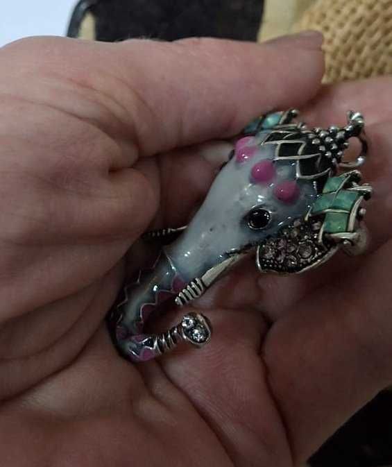 Broszka słonik, urocza, nowa ok 5 cm