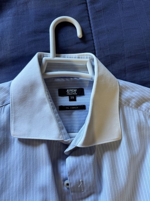 Fatos + Camisas Clássicos
