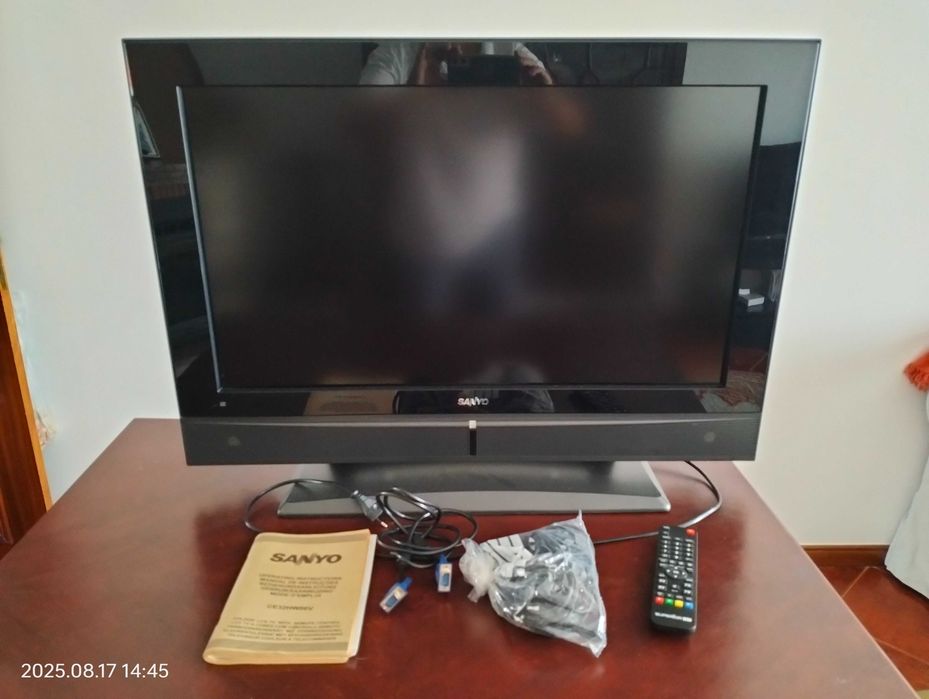 TV LCD Sanyo 32 polegadas