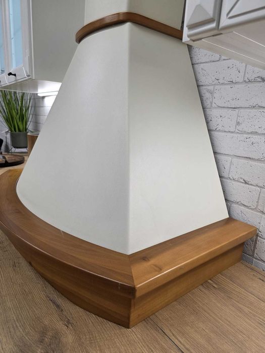 Okap Falmec z elementami drewna