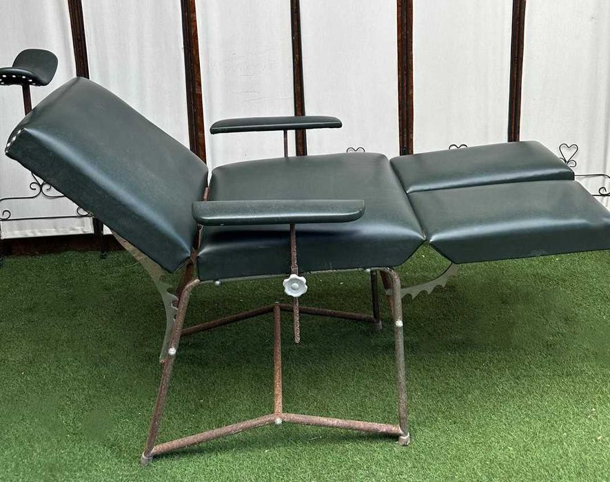 Antiguidade, cadeira de pedicure, marquesa vintage