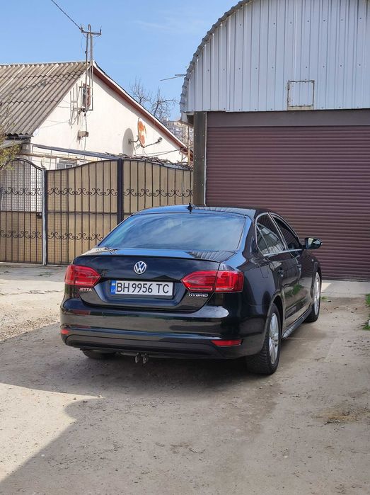 Volkswagen Jetta Hybrid 1.4 TSI (150 л.с.) 6-MКП 2013 р