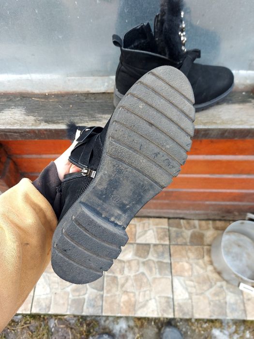 Ботинки майже нові