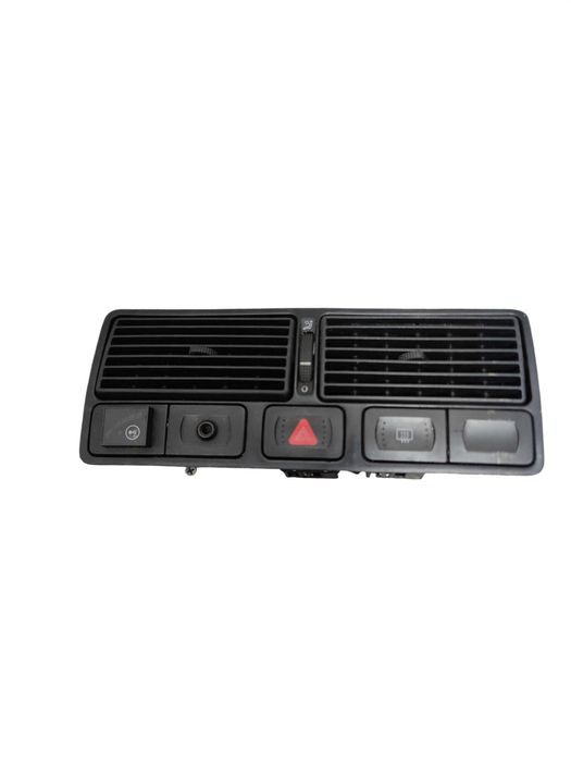 VW Golf IV Kratka Nawiewu Powietrza Środkowa