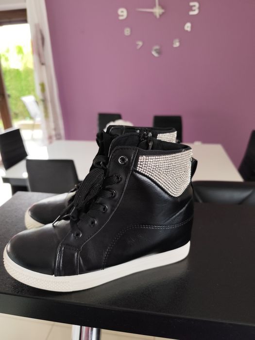 Sneakersy z cyrkoniami rozm 39