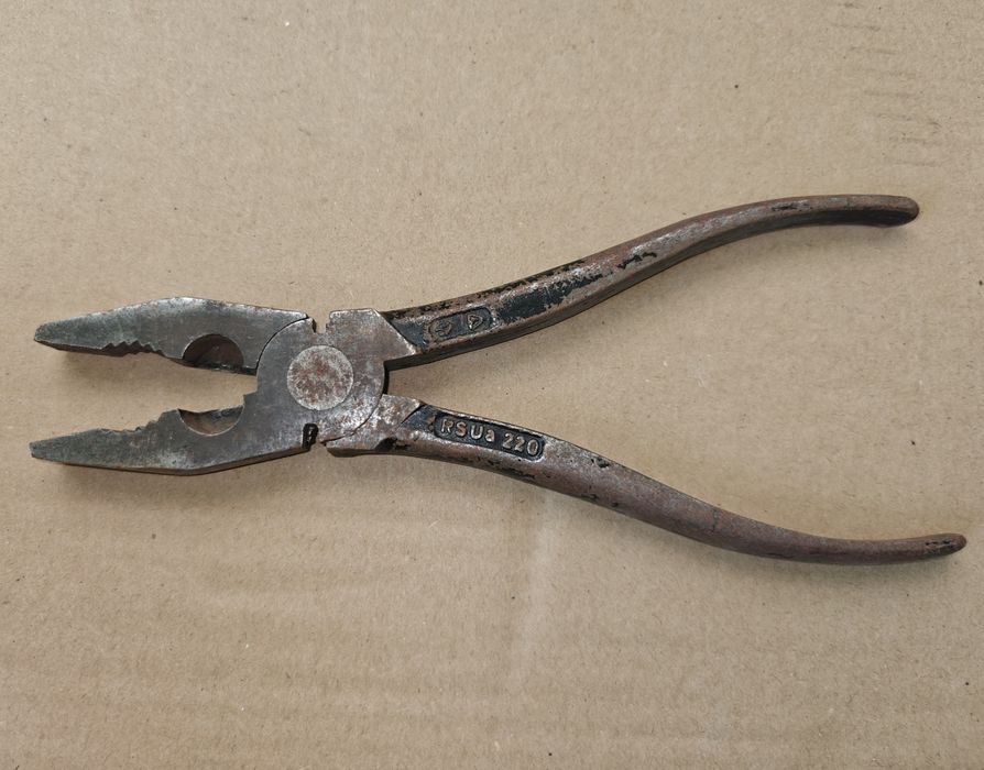 Stare kombinerki PRL narzędzia