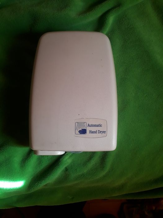 Продам срочно  ,почти новый