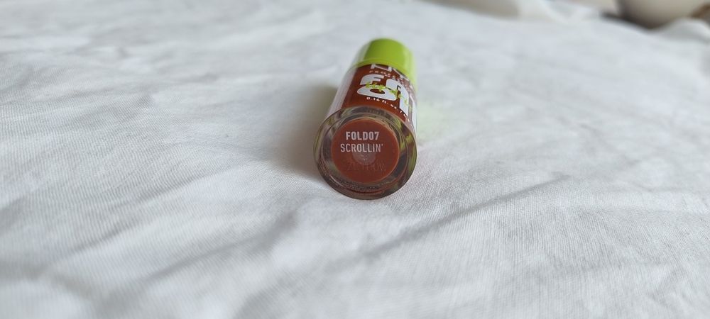 Nowy nieużywany olejek błyszczyk do ust nyx fat oil