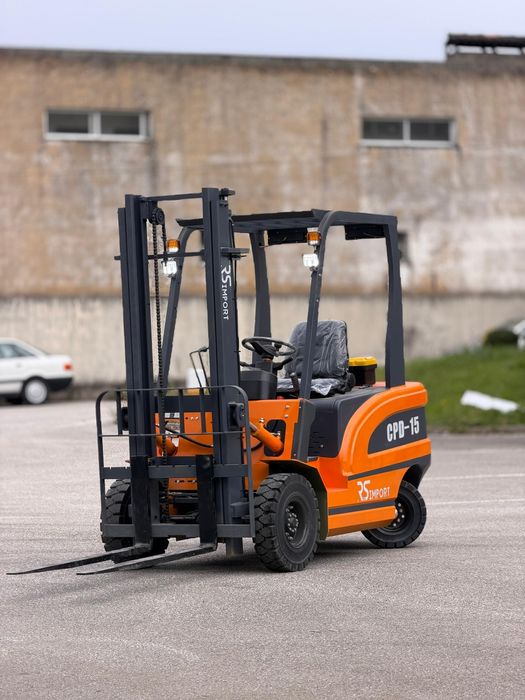 Empilhador Novo com qualidade