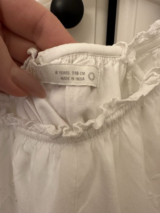 Biała haftowana sukienka Zara 116