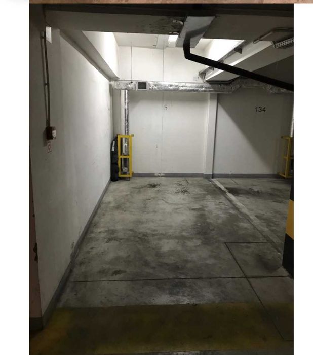 [REZERWACJA] Miejsce postojowe w hali garażowej na osiedlu 6 Planet.