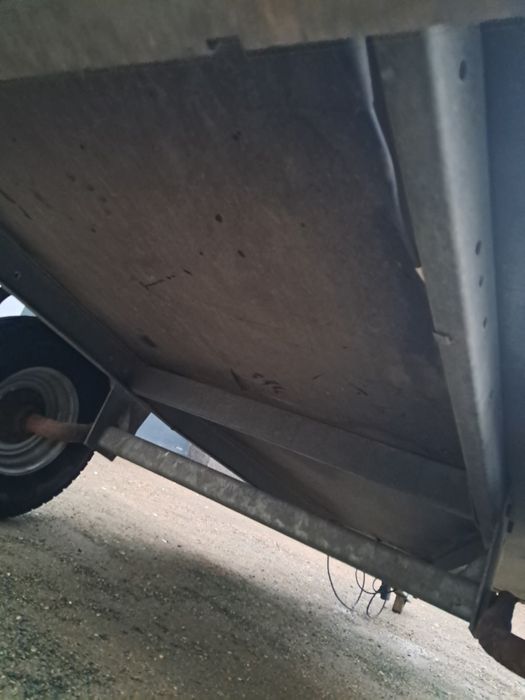 Sprzedam przyczepkę samochodowa