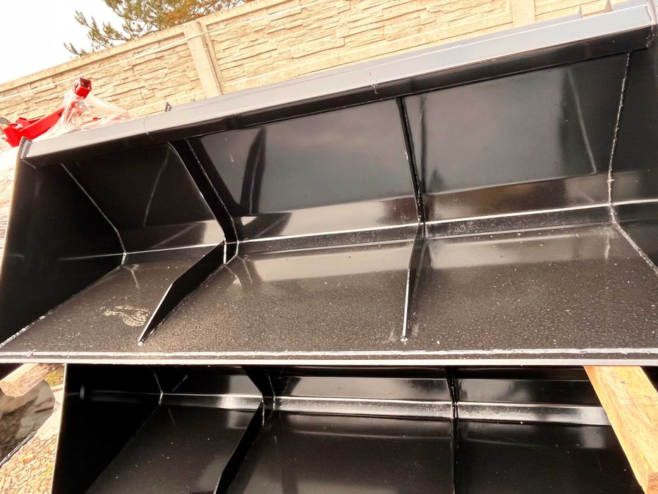 Łyżka do tura EURO/SMS/MX-do ładowacza TUZ na tył -NOWA