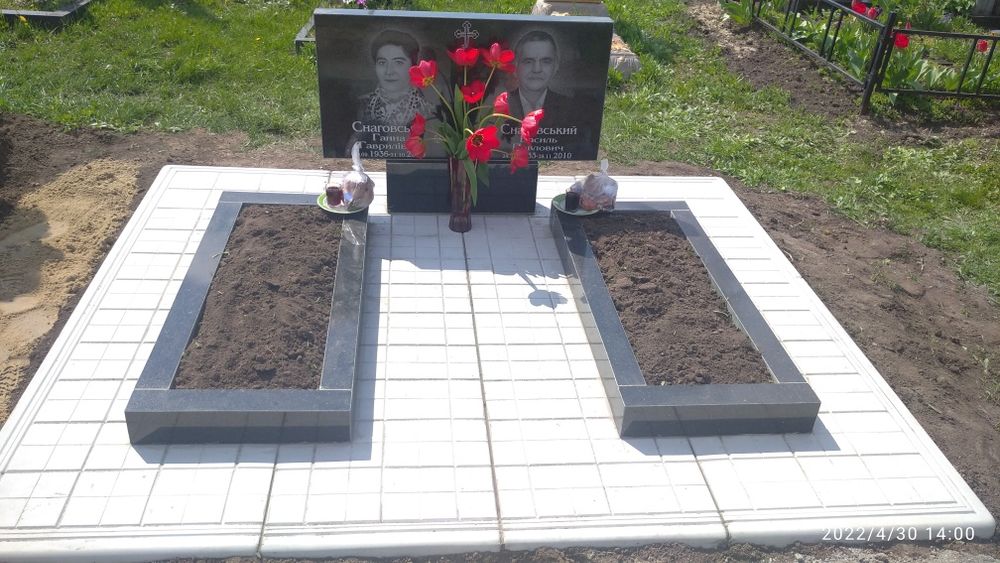 Площадки= Плити швидкого монтажу під пам'ятники !