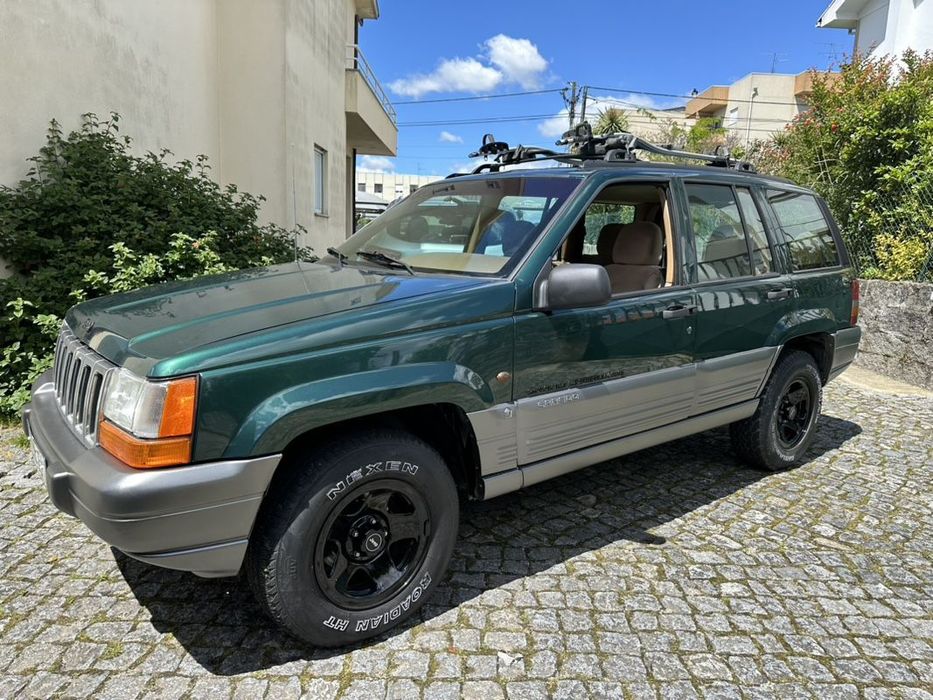 Jeep Grand Cherokee 2.5 TD Laredo foto 5