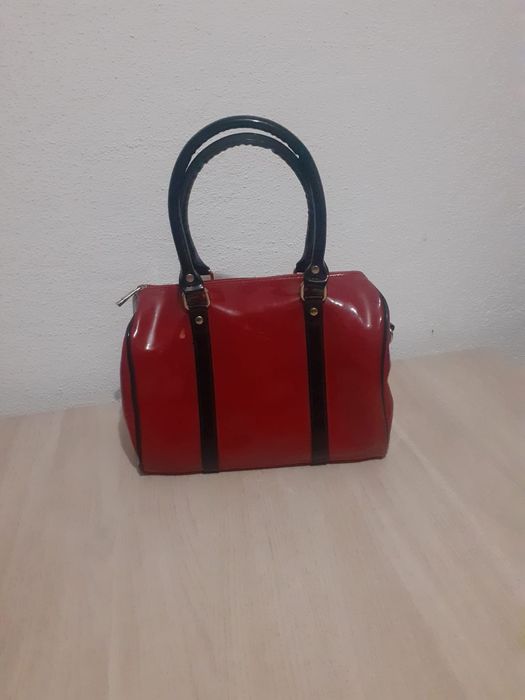 Mala de Couro Vermelha