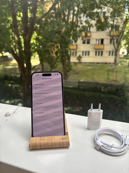 Iphone 15 stan bardzo dobry