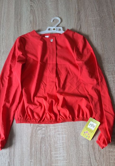 Bluzka czerwona 152 marki Zibi
