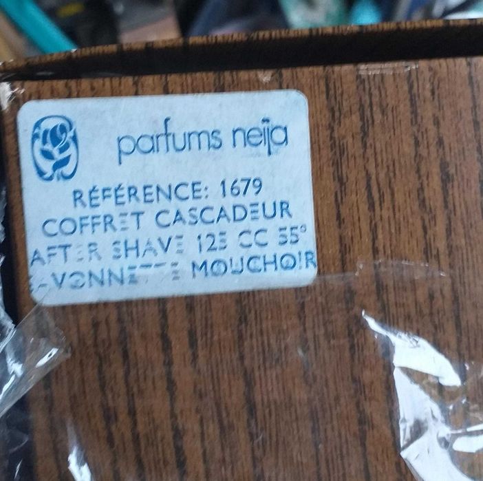Zestaw woda po goleniu cas ca deur z chusteczkami i mydłem.PRL