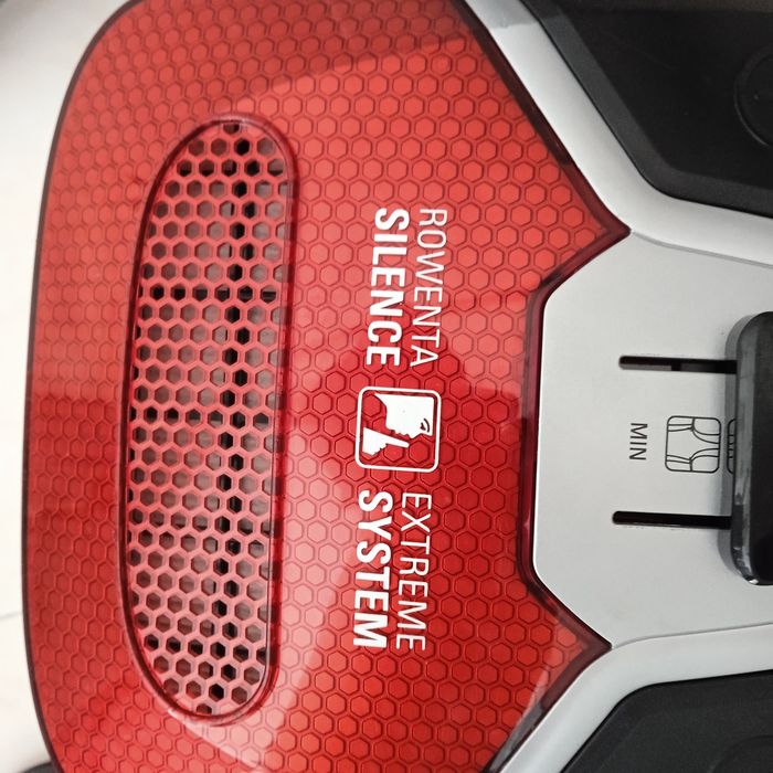 Aspirador silence force