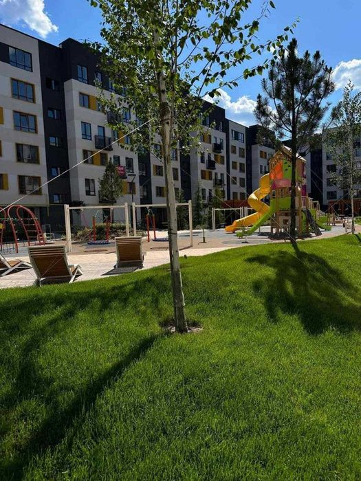 Видова 1к квартира з ліфтом ЖК Молодість