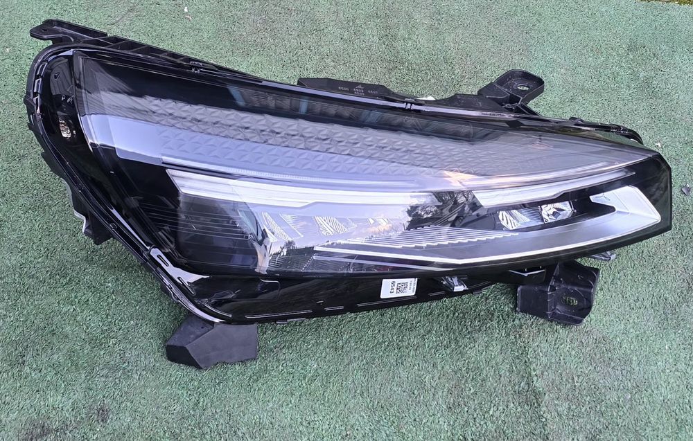 Farol/Ótica direita LED Renault Clio V Hatchback