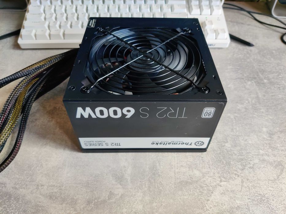 Thermaltake TR2 S 600W 80+ | Справний, перевірений
