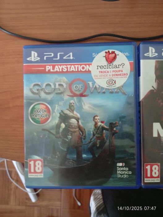 Ps4 usado perfeito estado 2 controle 5 jogos