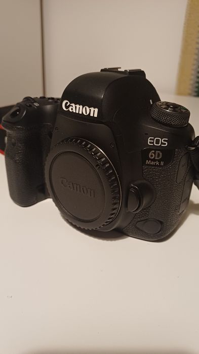 Aparat Canon Eos 6D Mark II przebieg 88 tyś