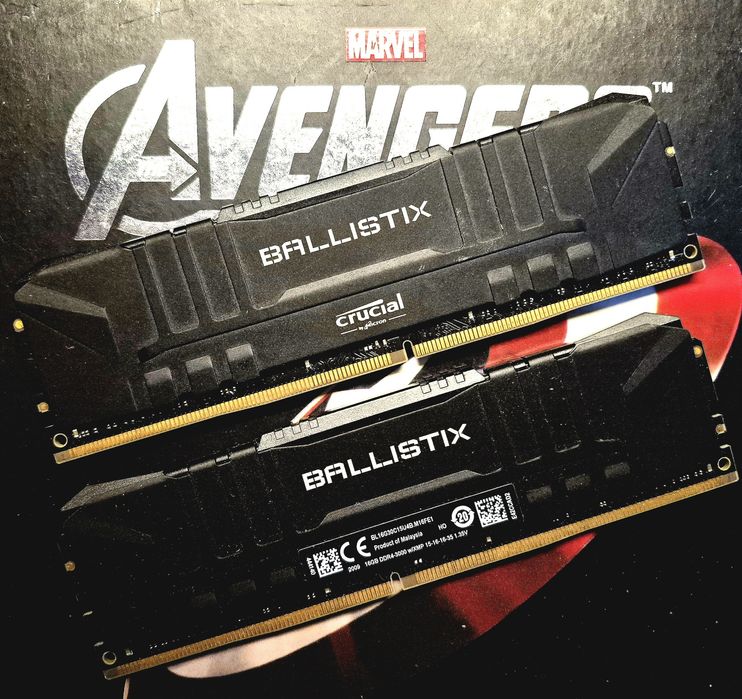 Оперативна пам’ять DDR4 32Gb, 16GB (2x16Gb, 2x8Gb)