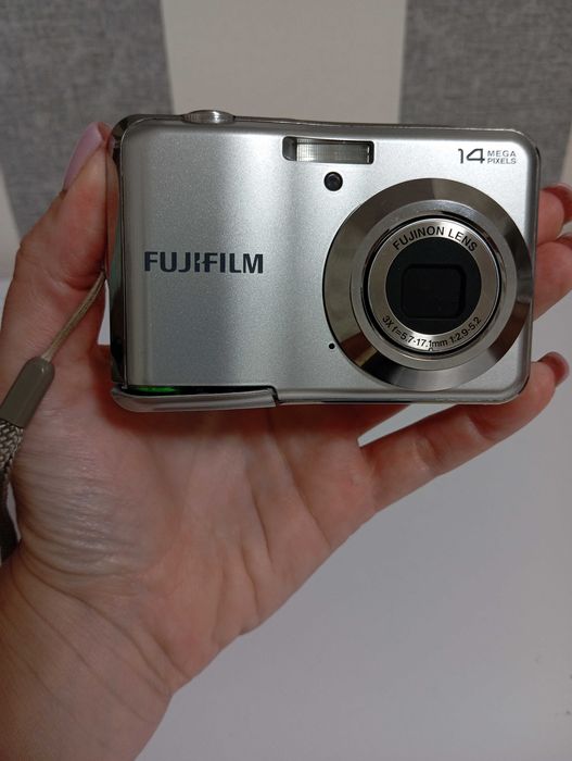 fujifilm finepix - купити фототехніку, відеотехніку - Ціна на OLX.ua