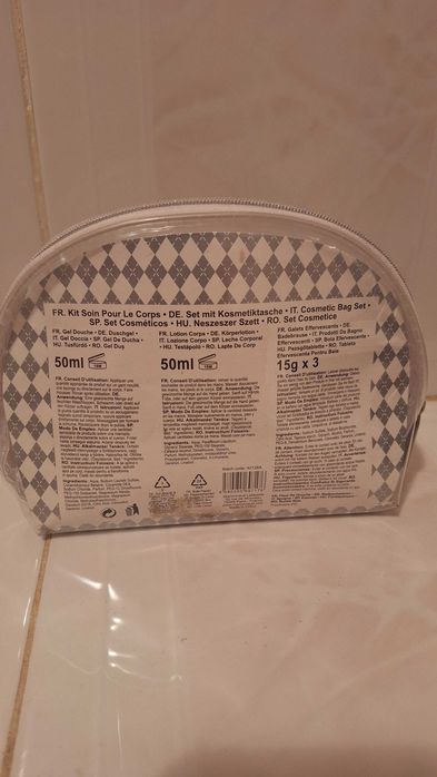 Bath Set423378191291535362
