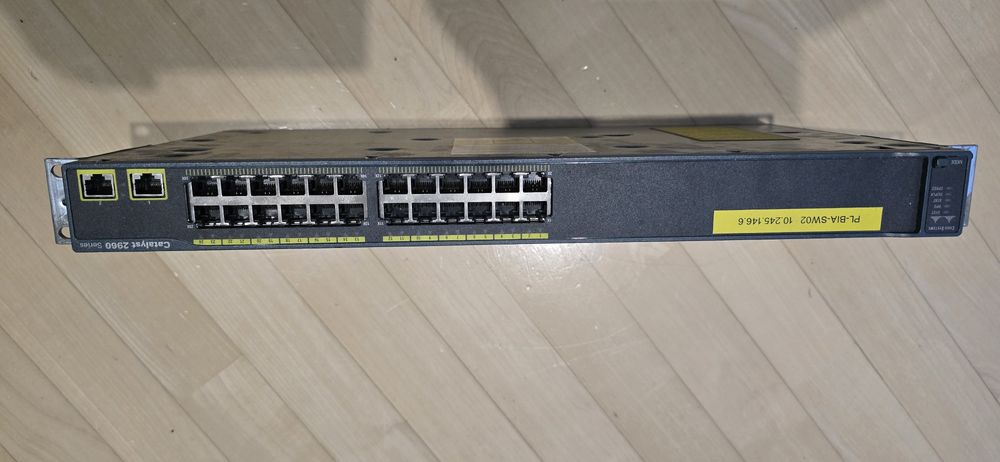 Switch Cisco WS-C2960S-24TS-L R 24x 10/100/1000