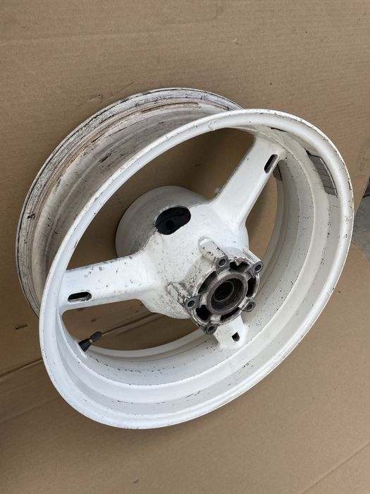 Felgi koła komplet suzuki gsxr k1 k2 k3 600