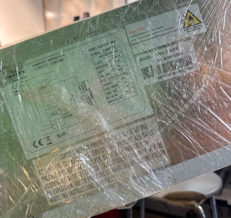 Вітрина FROSTY  VRX 1200/380