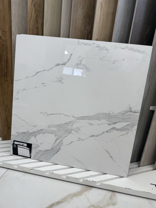 Плитка глянець під мармур з сірою прожилкою, 60*60, для стін і пола