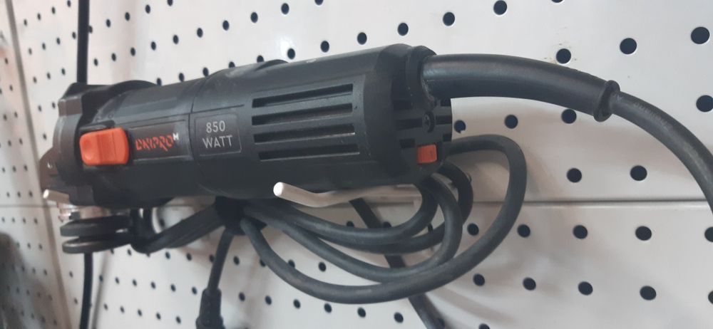 Болгарка Dnipro-m gs-100s регулировка.