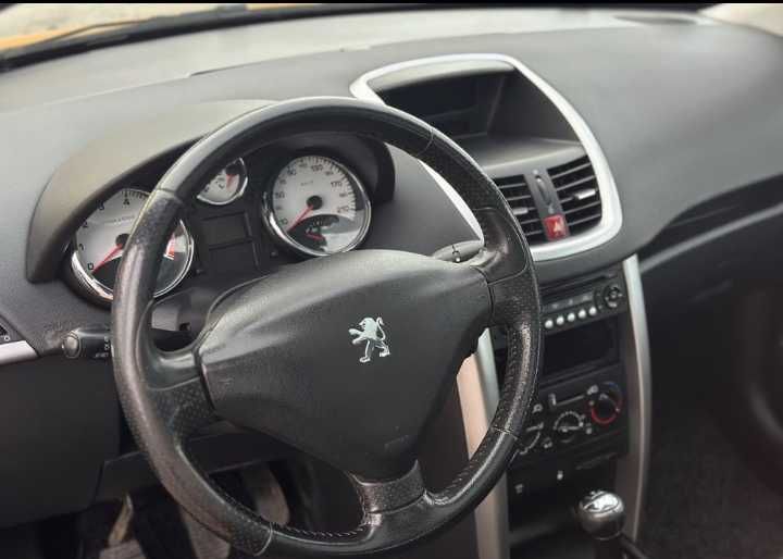 Peugeot 207*2007