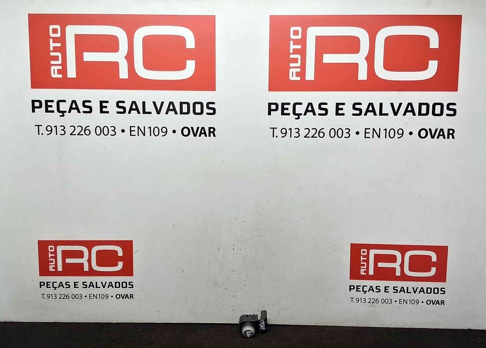 Sensor de Estacionamento Frente 95720-H8110 - KIA STONIC