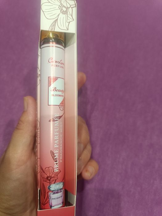 Zestaw perfumetka i krem do rąk