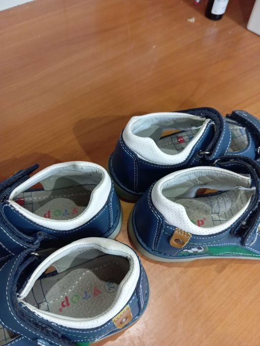 Босоніжки дитячі
