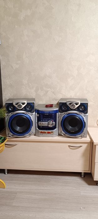 Система Sharp CD-M5000W нч 25см